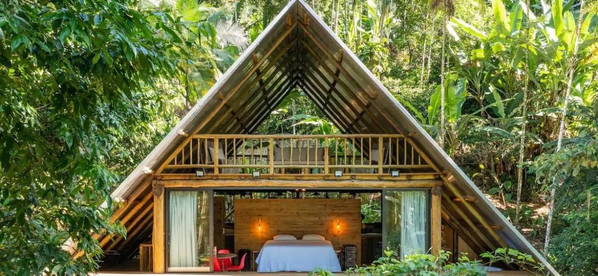 De casa na árvore a loft pé na areia: hospedagens charmosas para curtir Paraty (RJ) nas férias - Reprodução Airbnb