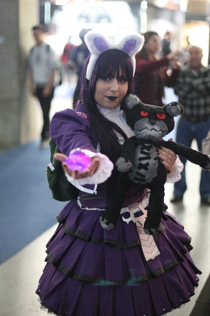 6.set.2015- Finalista do conscurso de Cosplay posa antes de sua apresentação no palco - Reinaldo Canato/UOL