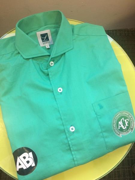 Emissoras homenageiam Chape usando camisa com símbolo do clube - Divulgação - Divulgação