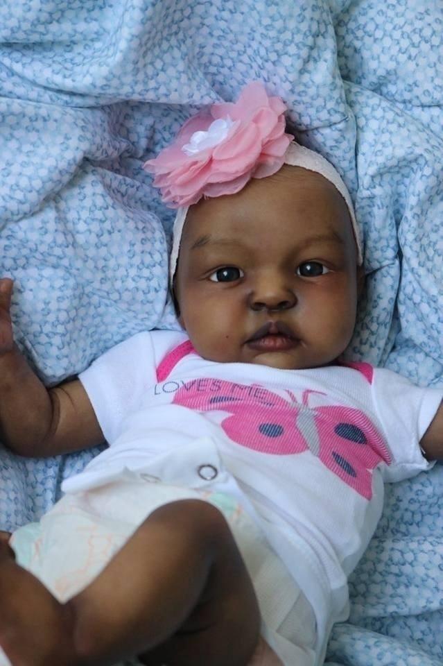 Bonecas da artista Rosana Ritacco - Reprodução/Facebook/Rosana Ritacco - Art Reborn