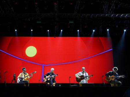 Caetano Veloso se apresenta com os filhos no festival João Rock 2018, em Ribeirão Preto (SP) - Deividi Correa/AgNews