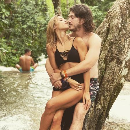 Cris Dias e Caio Paduan postam a primeira foto juntos nas redes sociais - Reprodução/Instagram - Reprodução/Instagram