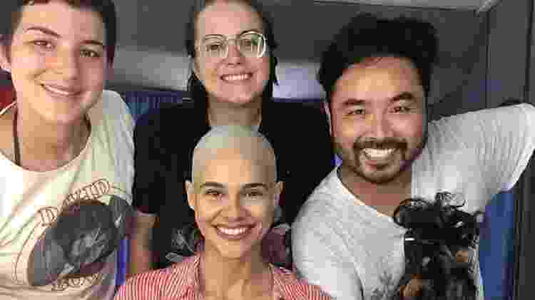 Atriz raspa cabeça para filme da Netflix: 