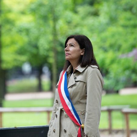 Anne Hidalgo (foto), à frente de Paris desde 2014, é a favorita de acordo com as últimas pesquisas - Reprodução