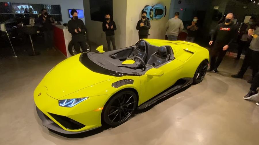 Youtuber constrói Lamborghini único sem para-brisa que é proibido no Brasil  - 15/12/2020 - UOL Carros