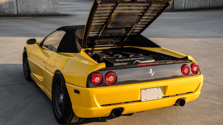 Ferrari F355 de Anderson Dick da Fueltech - Acervo Pessoal - Acervo Pessoal