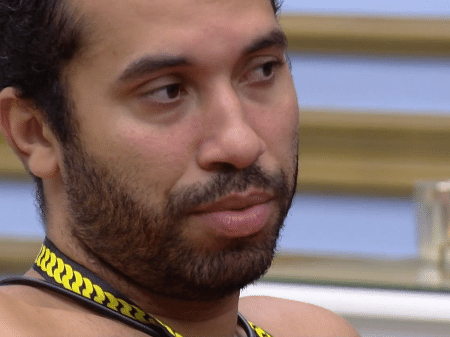 Gil teme como será recebido por integrantes da igreja após participação no BBB 21 - Reprodução/Globoplay