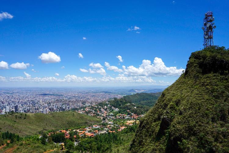 Serra do Curral e sua vista para Belo Horizonte - George Anderson/Getty Images/iStockphoto - George Anderson/Getty Images/iStockphoto