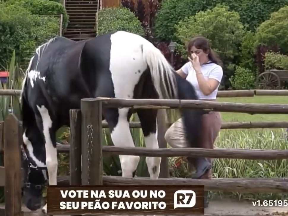 A Fazenda 2023: Lucas xinga Cariúcha de mal-educada e burra