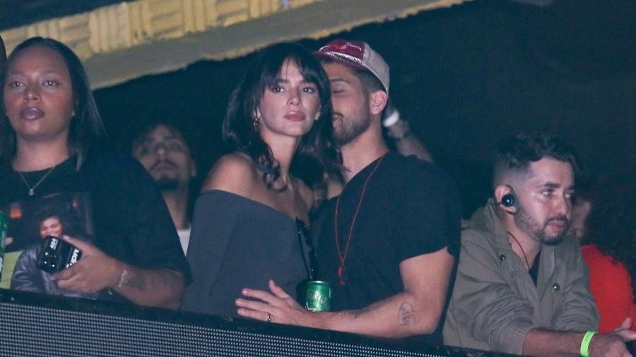 Bruna Marquezine e João Guilherme no show de Marina Sena na quinta-feira (14) - Lucas Ramos / Brazil News