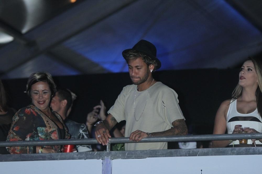 Neymar aproveita o show da dupla Jorge e Mateus, no Villa Mix Festival em Goiânia - Manuela Scarpa/Brazil News