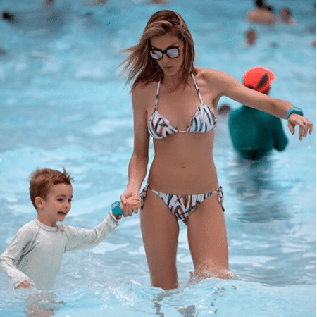 Ana Hickmann curte piscina com o filho, Alexandre - Reprodução/Instagram/ahickmann