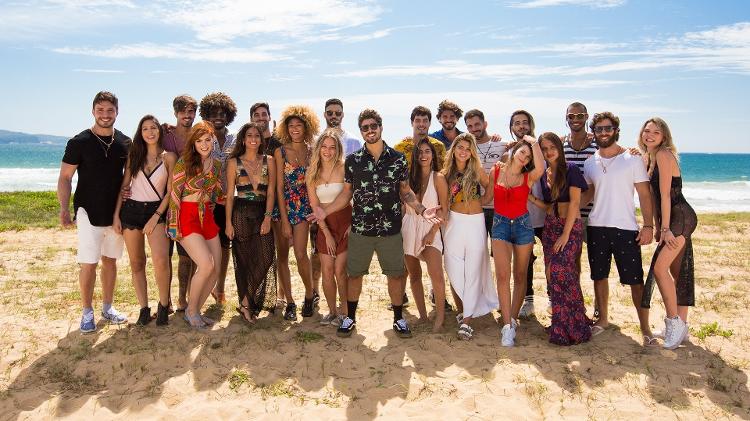 Caio Castro e os participantes da quarta temporada do "Are You The One? Brasil" - Divulgação/MTV - Divulgação/MTV