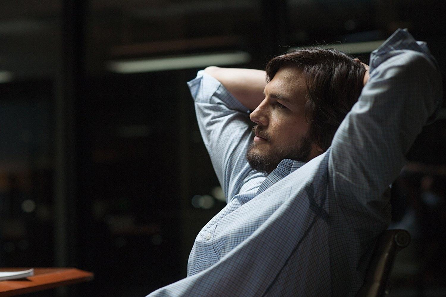 Ashton Kutcher em "Jobs" (2013) - Divulgação