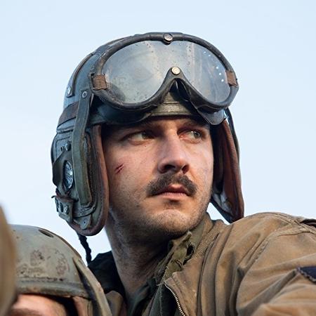 Shia LaBeouf em cena de "Corações de Ferro" - Reprodução - Reprodução