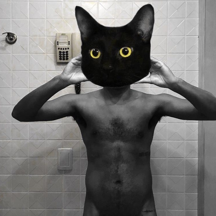 Nu Icaro Silva Posa Como Gato Preto Na Sexta Feira 13 13 07 2018 Uol Tv E Famosos