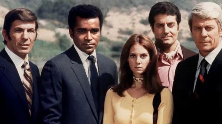 Elenco da série "Missão: Impossível", com Leonard Nimoy - Divulgação - Divulgação