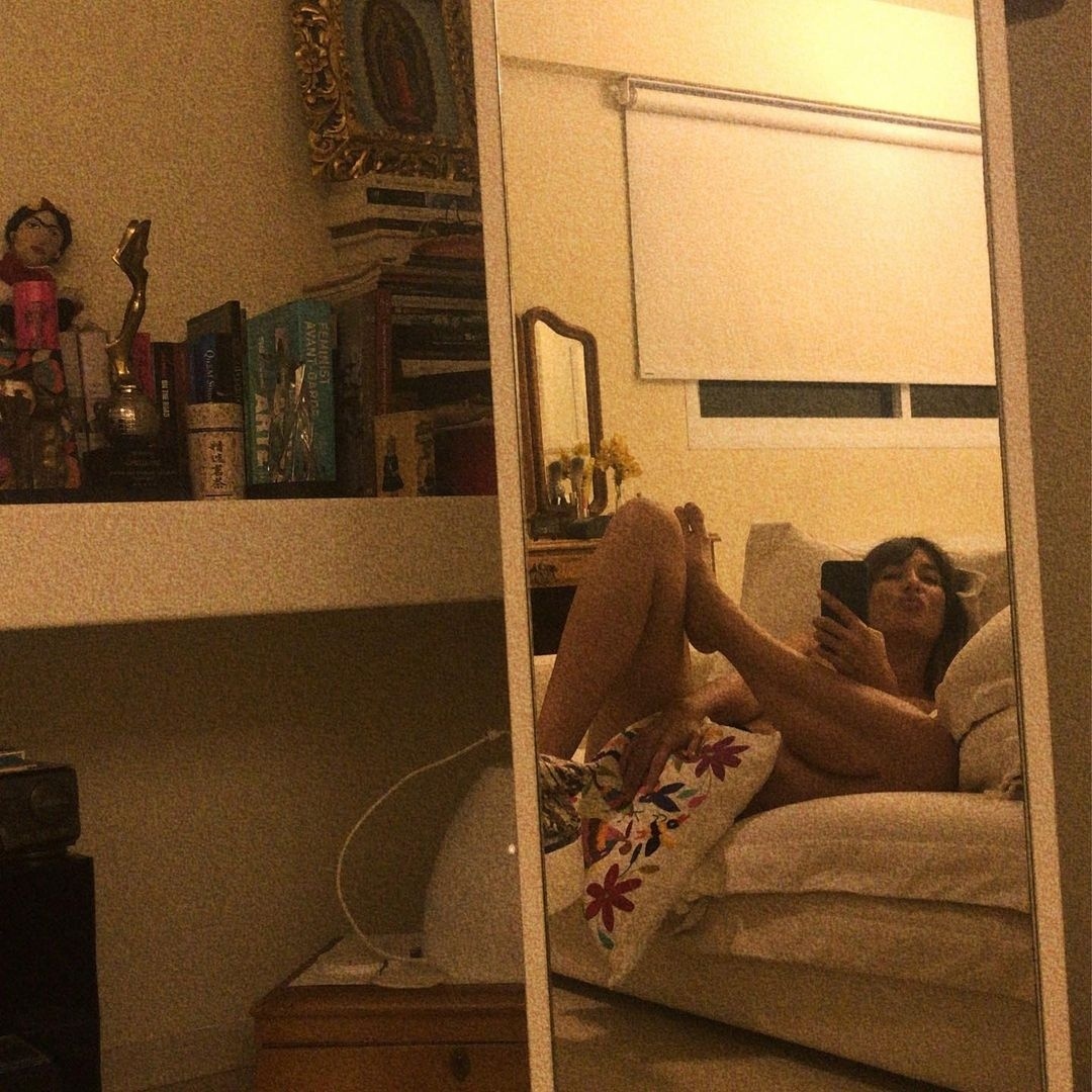 Giselle Itié lembra fotos nuas e diz que sente saudade de tirar nudes