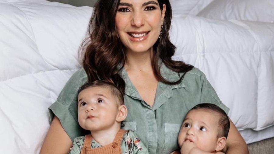 Andréia Sadi comemora primeiro ano de vida dos filhos gêmeos - Reprodução/Instagram
