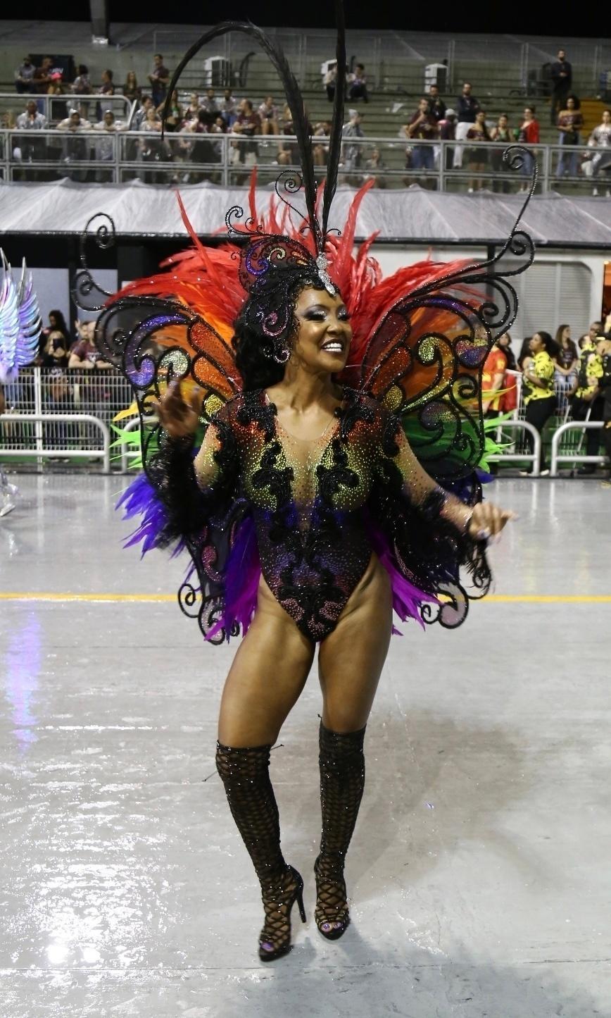 Desfile da Tom Maior, quarta colocada no Grupo Especial - BrazilNews