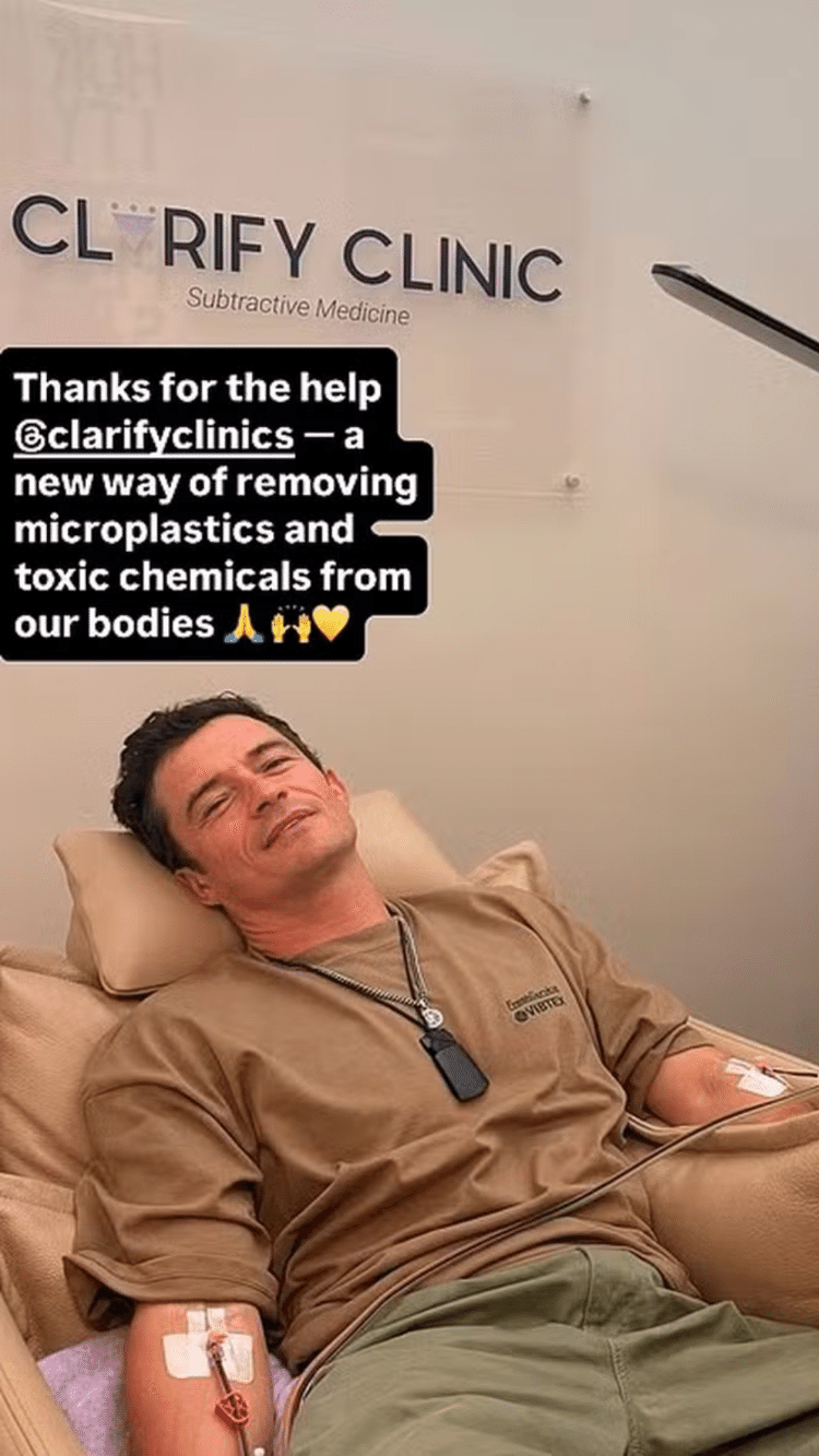 Orlando Bloom faz tratamento de R$ 75 mil para remover substâncias tóxicas Orlando Bloom faz tratamento de R$ 75 mil para remover substâncias tóxicas