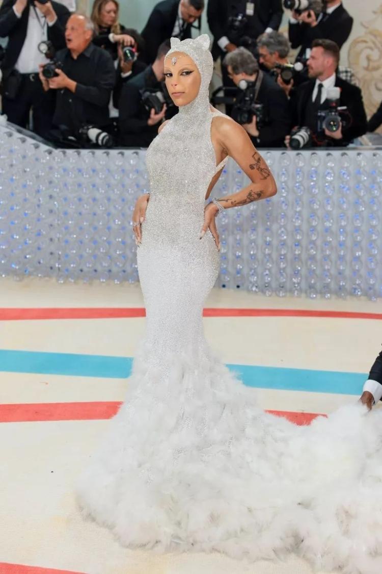 Doja Cat de Oscar de la Renta no Met Gala 2023