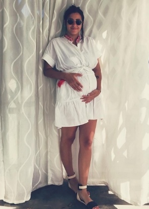 Alanna Masterson, a Tara de "The Walking Dead", mostra o barrigão de grávida no Instagram
