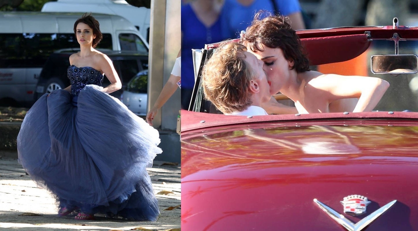 21.mar.2015- Débora Falabella grava cena romântica, com direito a beijo, para a minissérie "Nada Será Como Antes" na Urca, zona sul do Rio de Janeiro. A série da Globo conta a história da televisão nos anos 50 - André Freitas/AgNews