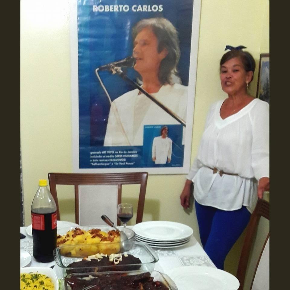 Cardápio da comemoração do aniversário de 76 anos: Batatas inglesas, massas, costelinha de porco e vinho - Arquivo Pessoal