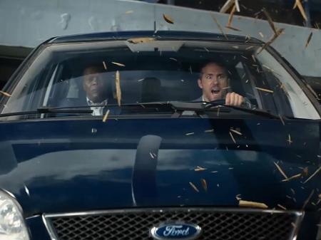 Samuel L. Jackson e Ryan Reynolds em "Dupla Explosiva" (2017) - Divulgação