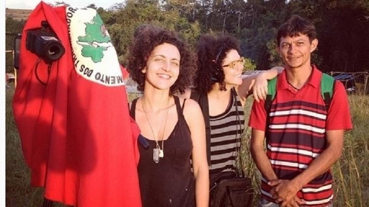 Camila Freitas (à esq.), diretora do filme "Chão", exibido no Festival de Berlim - Reprodução/MST - Reprodução/MST