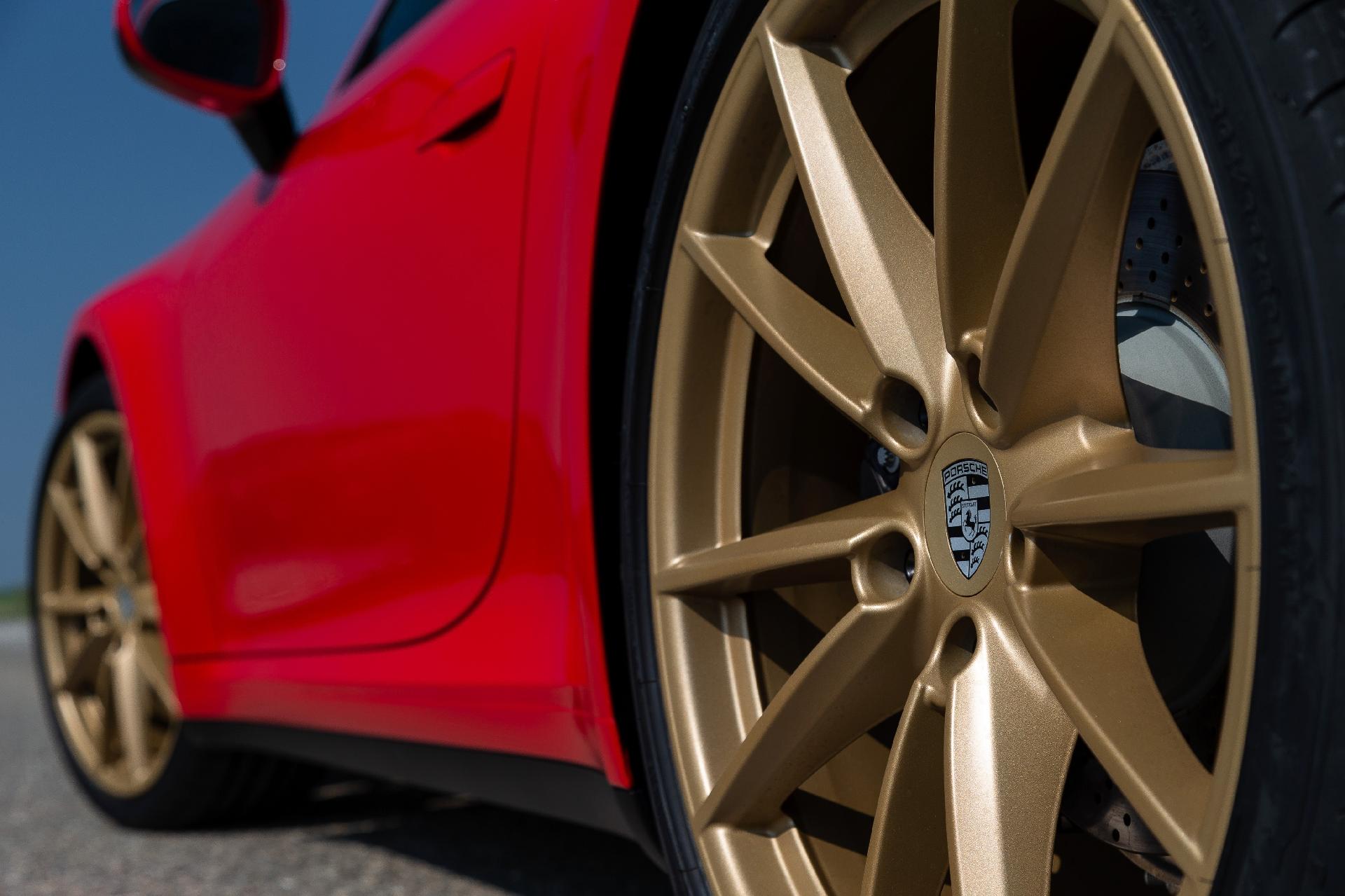 Porsche 911 Carrera Coupé - Divulgação/Porsche