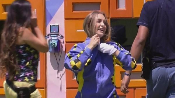 Carla - Reprodução/Globoplay - Reprodução/Globoplay