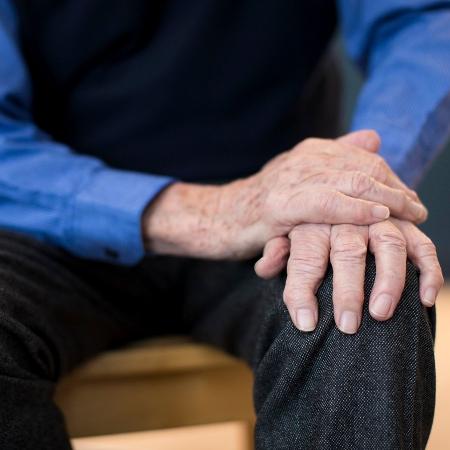 Parkinson causa grandes gastos para pacientes  - iStock