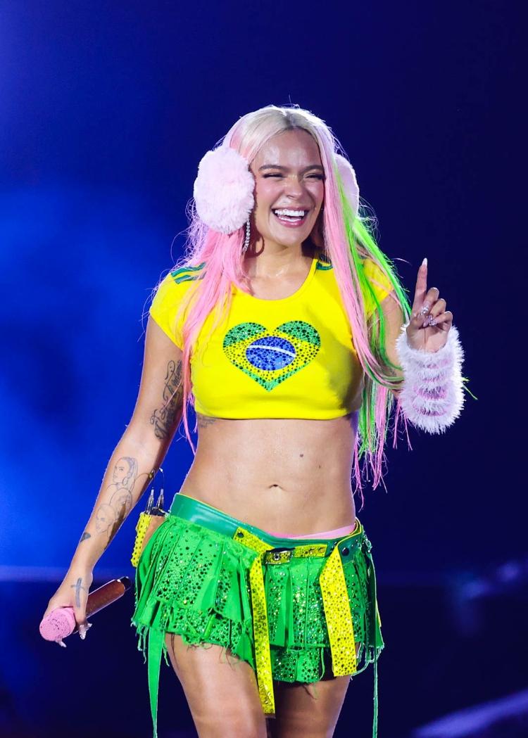Karol G Mistura Pabllo Kevin O Chris Dennis E Bial Em Show No Brasil karol-g-mistura-pabllo-kevin-o-chris-dennis-e-bial-em-show-no-brasil