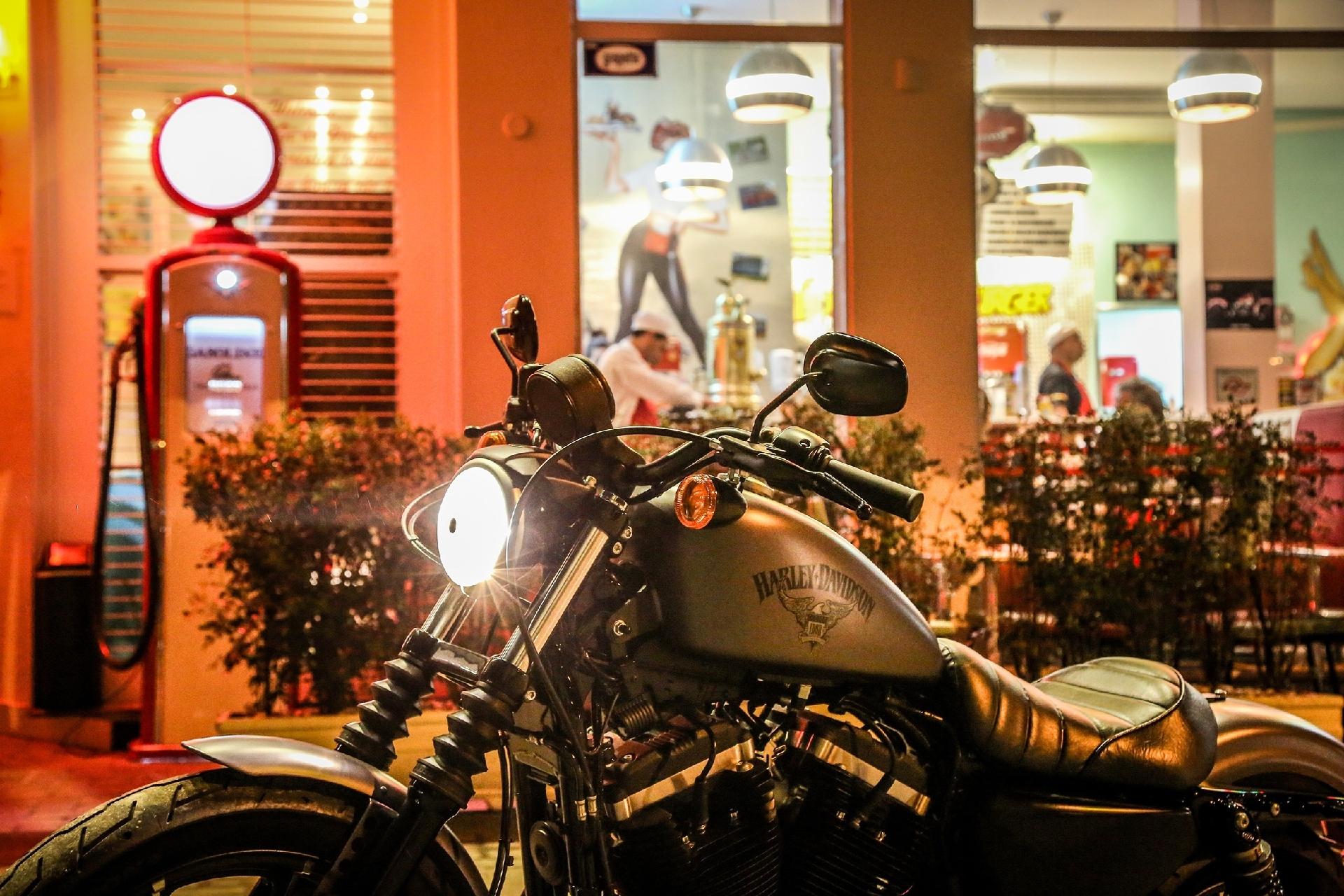 Harley-Davidson Iron 883 em São Paulo - Renato Durães/Infomoto