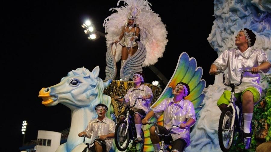 Desfile da X-9 Paulistana, campeã do Grupo de Acesso do Carnaval de São Paulo - Peter Leone/futura Press/Futura Press/Folhapress