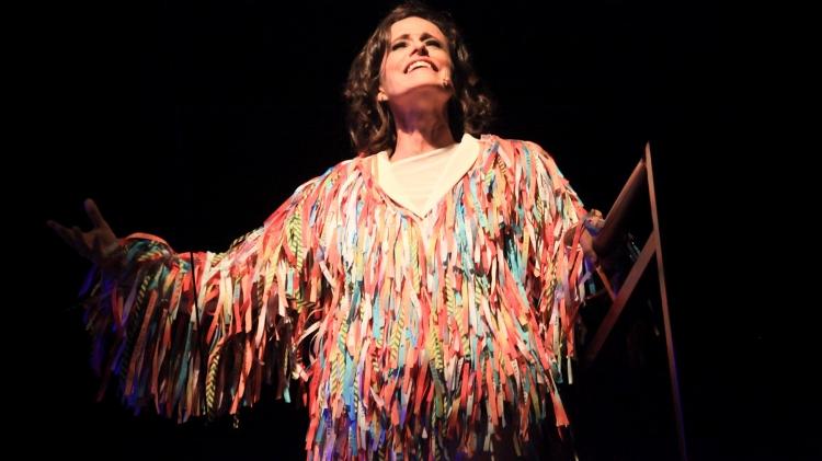Zélia Duncan encarna o espírito tropicalista no musical "Alegria Alegria", de Moacyr Góes - Moacyr Góes - Moacyr Góes