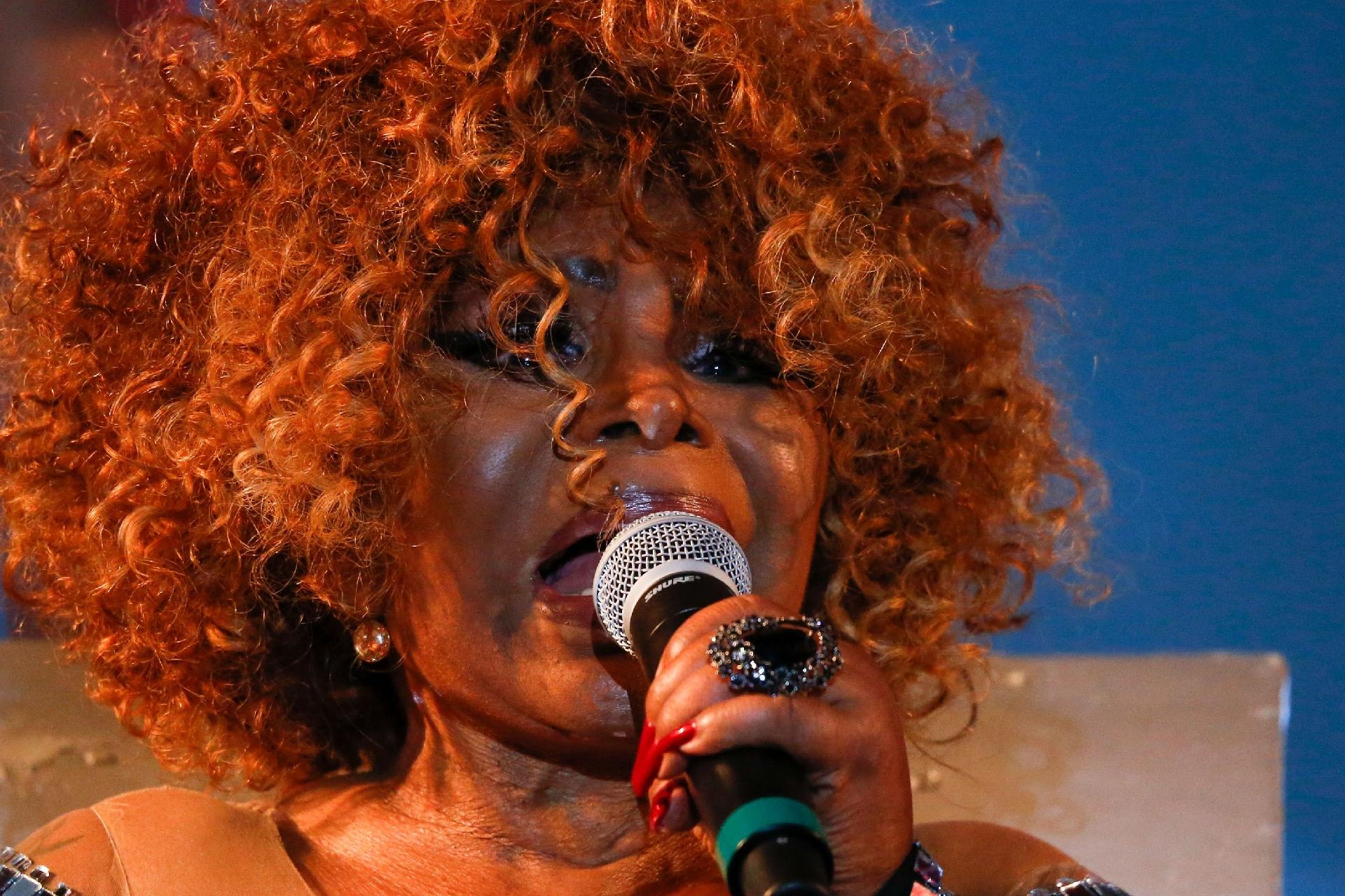 Elza Soares fez sua estreia no Rock in Rio como convidada de honra do rapper Rael no Palco Sunset - Marco Antonio Teixeira/UOL