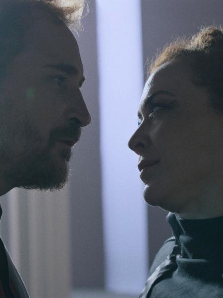 Ezequiel (João Miguel) confronta mulher em cena da segunda temporada de "3%" - Divulgação - Divulgação