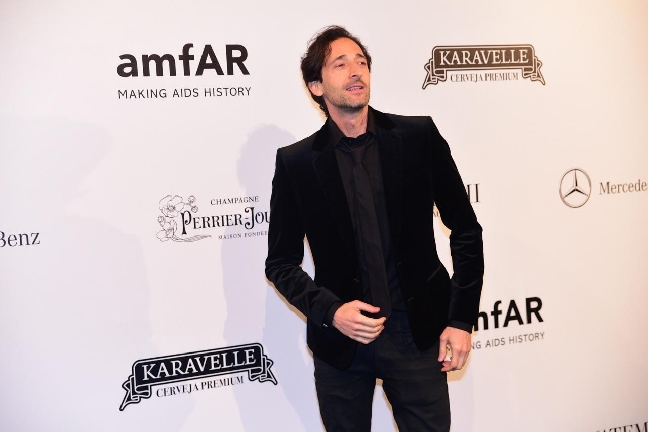 Baile amFAR Adrien Brody - Deividi Correa / Léo Franco e Thiago Duran / AgNews