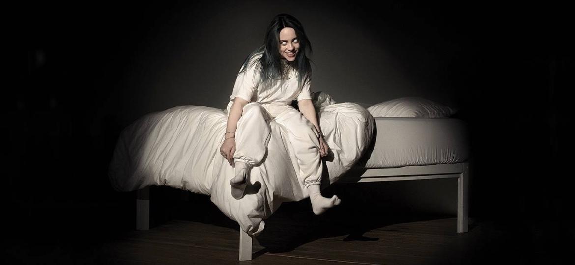 Billie Eilish em foto de divulgação de seu disco de estreia, "When We All Fall Asleep, Where do We Go?" - Divulgação