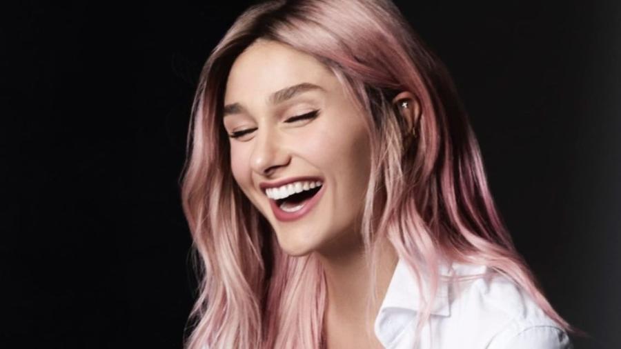Sasha aparece com cabelo rosa em postagem no Instagram - Reprodução/Instagram