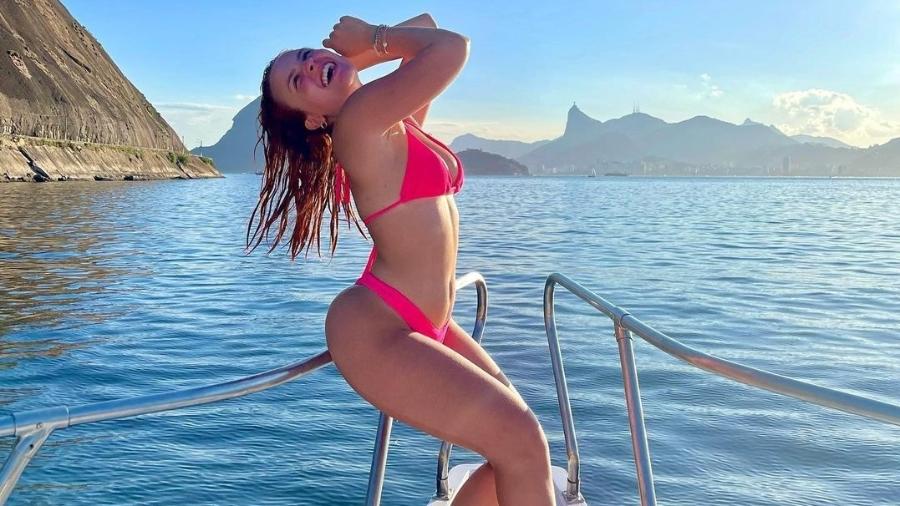 Larissa Manoela posou de biquíni em lancha e ganhou elogio do novo affair, André Luiz Frambach - Reprodução/Instagram