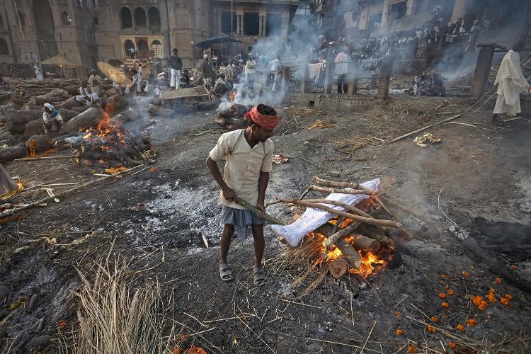 Ritual da cremação em Varanasi - Getty Images - Getty Images