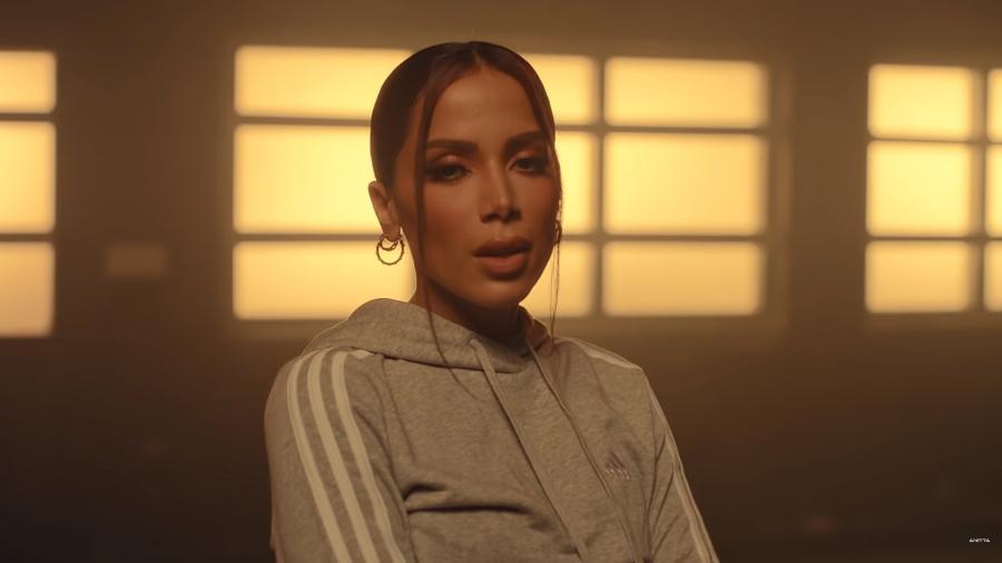 Obrigado, Anitta! - Reprodução/Youtube/Folha