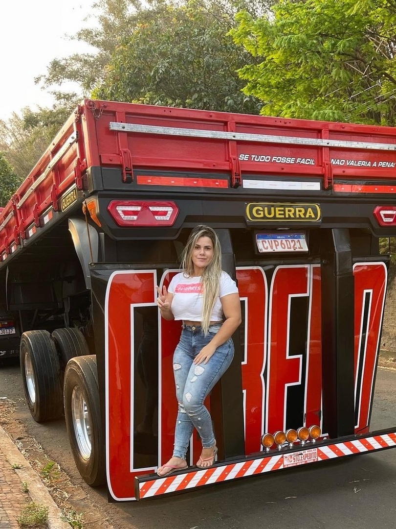 Caminhão arqueado não é - Caminhão arqueado não é crime