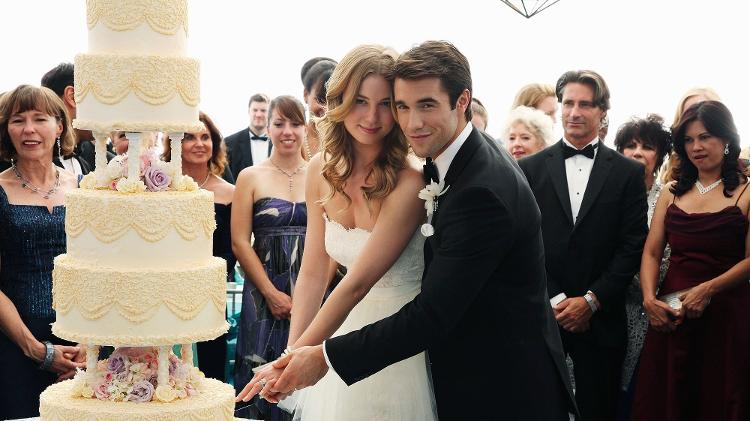 Casamento de Emily (Emily VanCamp) e Daniel (Josh Bowman) em "Revenge" - Divulgação - Divulgação