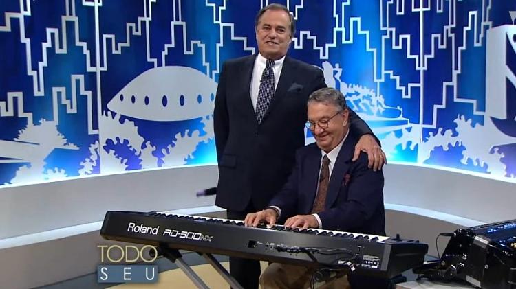Ronnie Von e Caçulinha durante gravação do "Todo Seu" - Reprodução - Reprodução