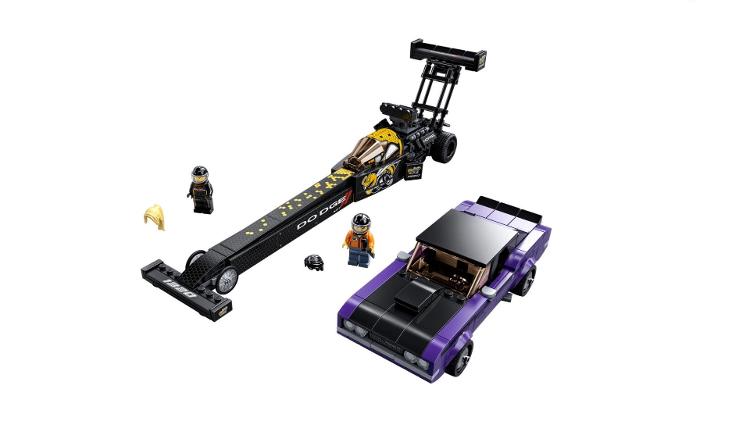 Conjunto da Lego traz um dragster e um Dodge Challenger clássico; boneca loira é inspirada em Pruett - Divulgação - Divulgação